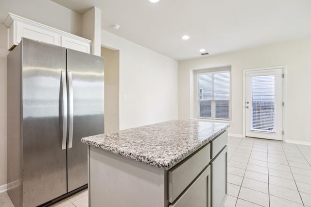 174 Friendship Oak DR, San Marcos, TX 78666