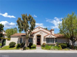 424 Country Club Drive A, Simi Valley, CA 93065
