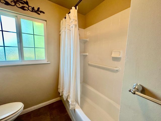 1410 Winter Street, Kingsburg, CA 93631