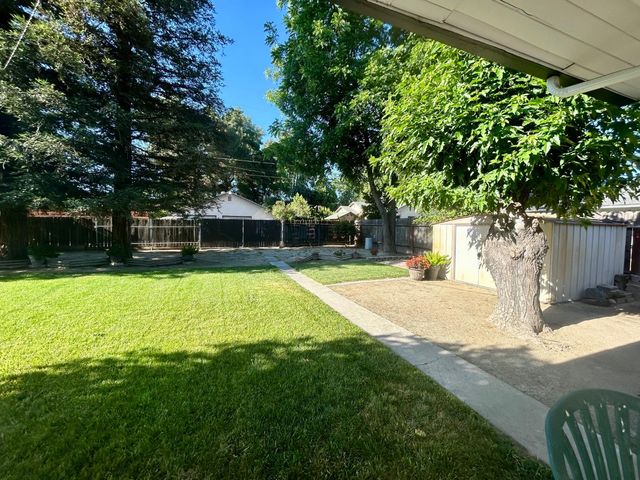1410 Winter Street, Kingsburg, CA 93631