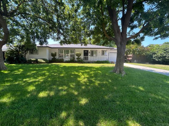 1410 Winter Street, Kingsburg, CA 93631