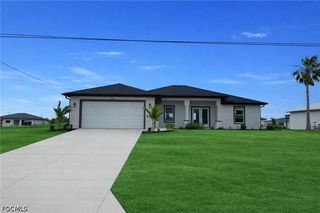 111 NW 19th PL, Cape Coral, FL 33993