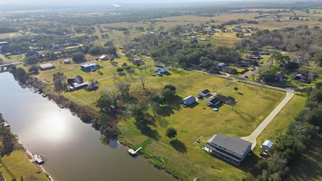 0 Robinson Road, Hitchcock, TX 77563