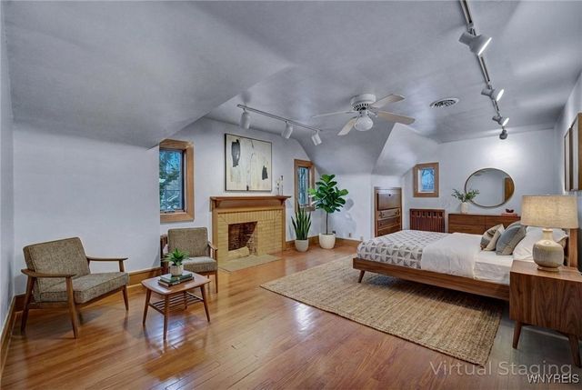 30 Bentham Parkway, Amherst, NY 14226