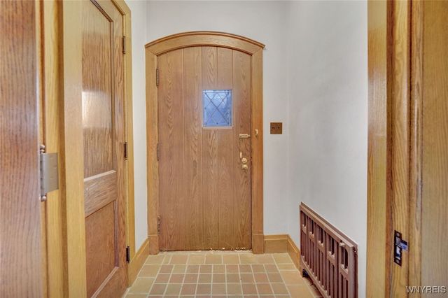 30 Bentham Parkway, Amherst, NY 14226