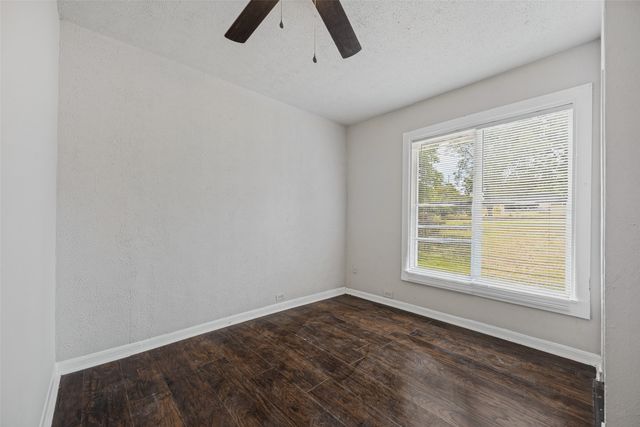 1801 W Bond Street, Denison, TX 75020