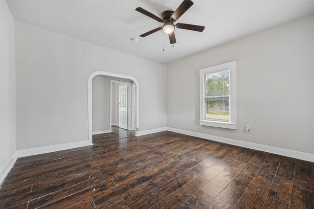 1801 W Bond Street, Denison, TX 75020
