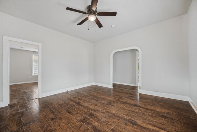 1801 W Bond Street, Denison, TX 75020