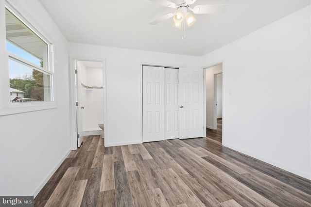 908 OLD ORCHARD LN, Bristol, PA 19007