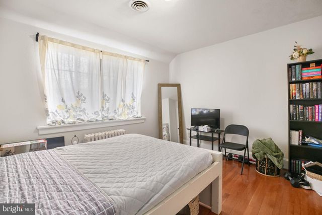 1717 HIGHLAND RD, Fredericksburg, VA 22401