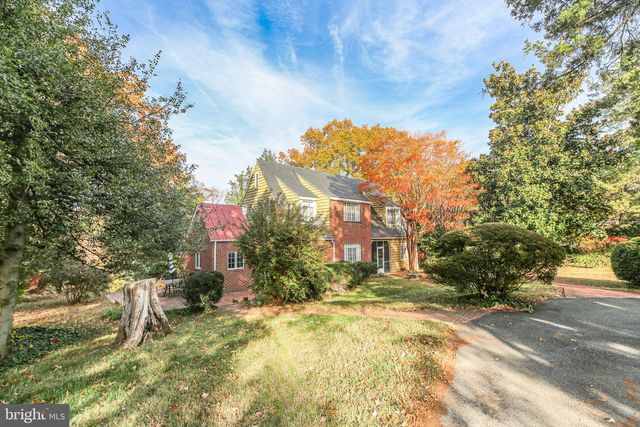 1717 HIGHLAND RD, Fredericksburg, VA 22401