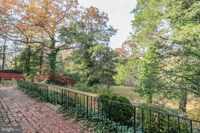 1717 HIGHLAND RD, Fredericksburg, VA 22401