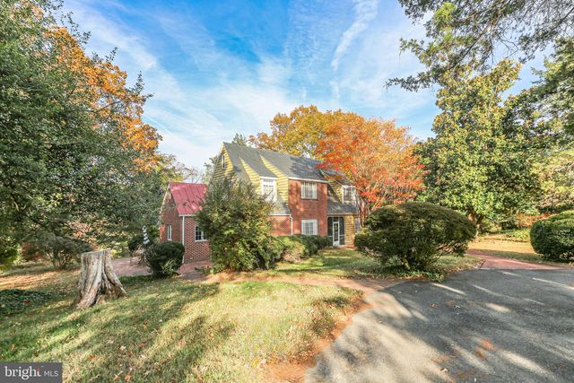 1717 HIGHLAND RD, Fredericksburg, VA 22401