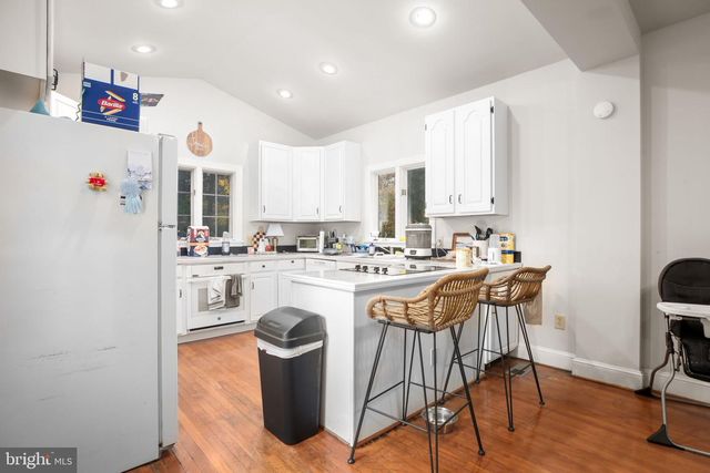 1717 HIGHLAND RD, Fredericksburg, VA 22401