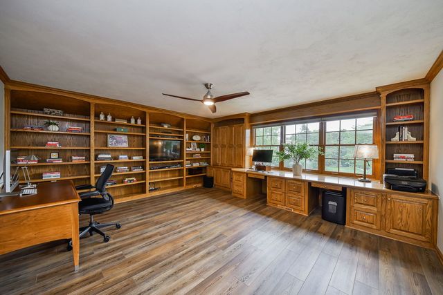 1580 Turnberry Court, Geneva, IL 60134