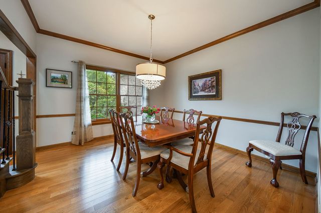 1580 Turnberry Court, Geneva, IL 60134