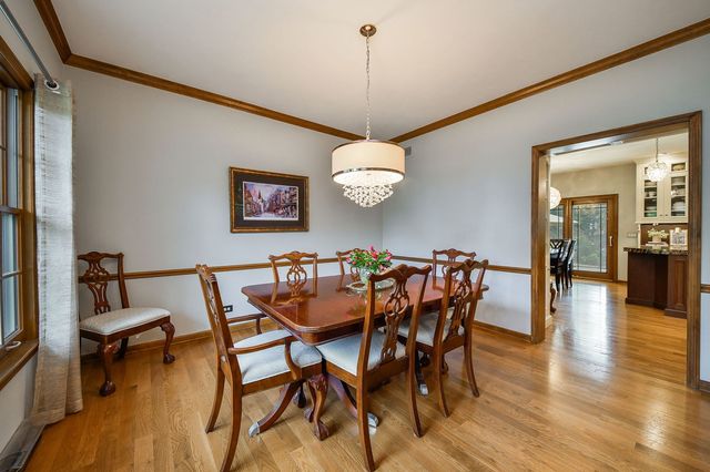 1580 Turnberry Court, Geneva, IL 60134