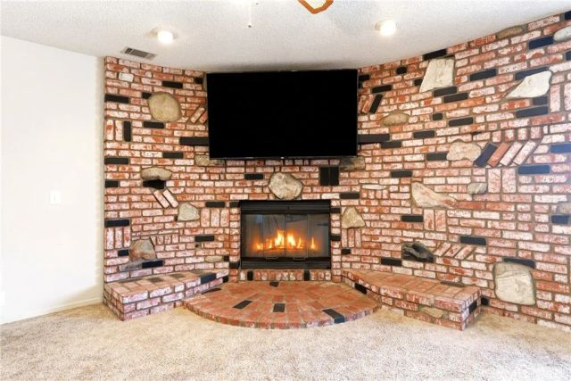 16810 Danbury, Hesperia, CA 92345