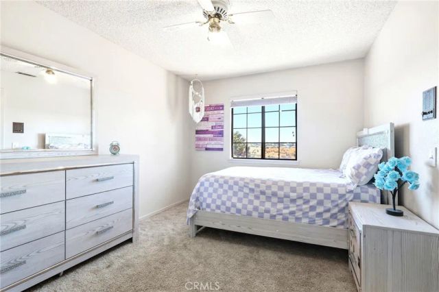 16810 Danbury, Hesperia, CA 92345