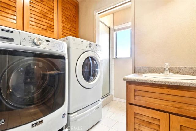 16810 Danbury, Hesperia, CA 92345