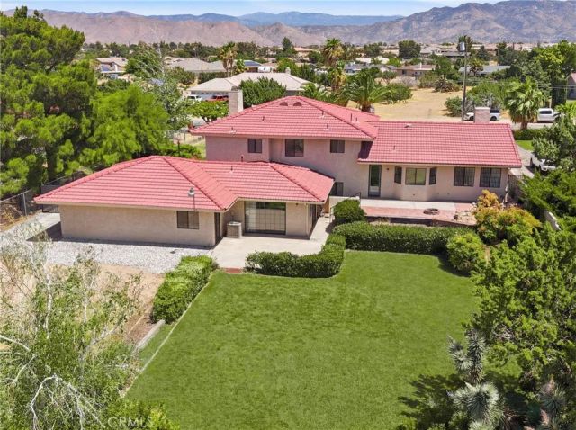 16810 Danbury, Hesperia, CA 92345