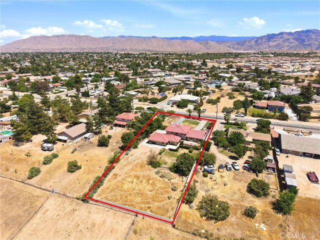 16810 Danbury, Hesperia, CA 92345