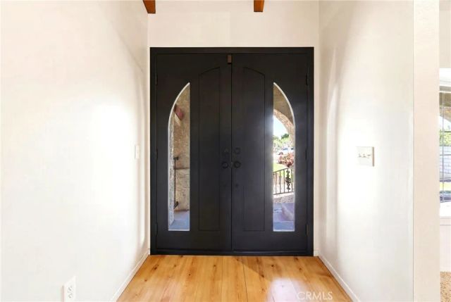 16810 Danbury, Hesperia, CA 92345