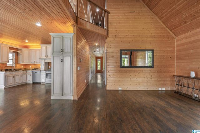 168 LAYKE POINTE, Clanton, AL 35046