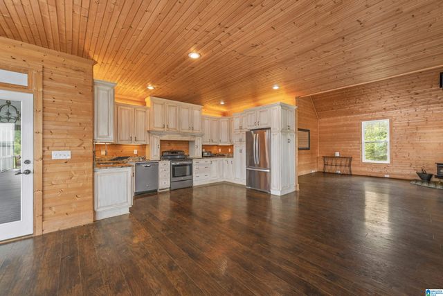 168 LAYKE POINTE, Clanton, AL 35046
