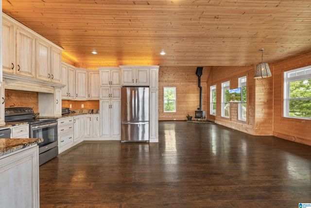 168 LAYKE POINTE, Clanton, AL 35046