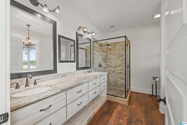 168 LAYKE POINTE, Clanton, AL 35046