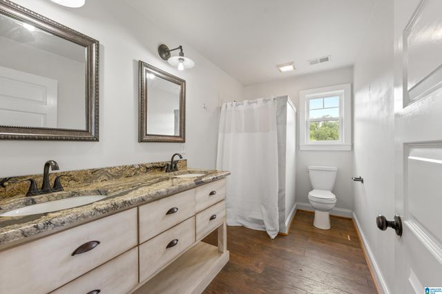 168 LAYKE POINTE, Clanton, AL 35046