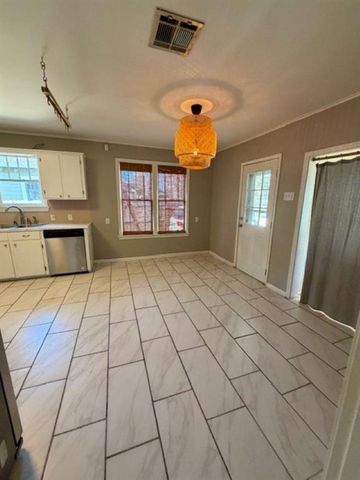 817 5th Street, Lake Charles, LA 70601