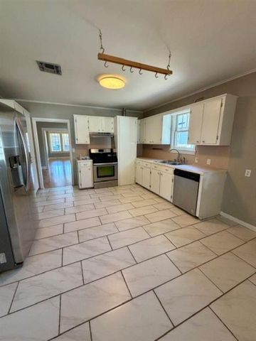 817 5th Street, Lake Charles, LA 70601