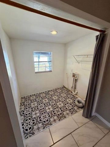 817 5th Street, Lake Charles, LA 70601