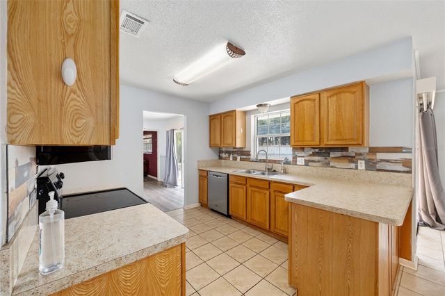 2130 NE 9TH STREET, Ocala, FL 34470