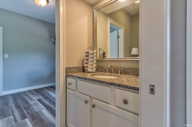 13201 Prestwick Court, Evansville, IN 47725
