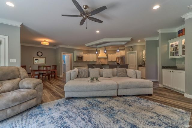 13201 Prestwick Court, Evansville, IN 47725