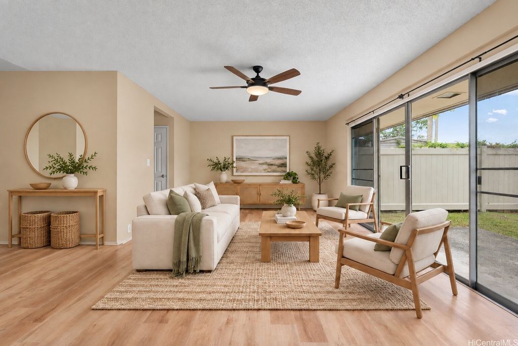 46-445-C Kahuhipa Street C, Kaneohe, HI 96744