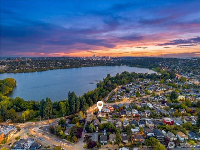 7719 Ashworth Avenue N, Seattle, WA 98103