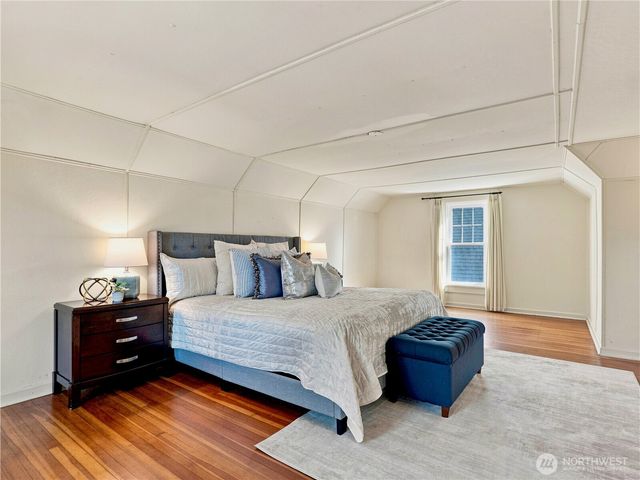 7719 Ashworth Avenue N, Seattle, WA 98103