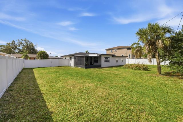 1027 27TH AVENUE S, St Petersburg, FL 33705