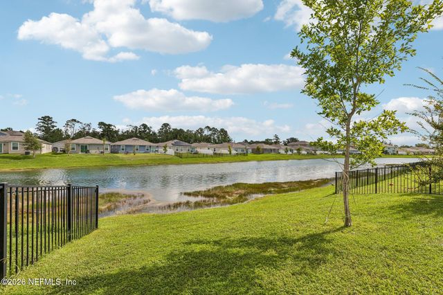 2458 FALLING STAR Lane, Green Cove Springs, FL 32043