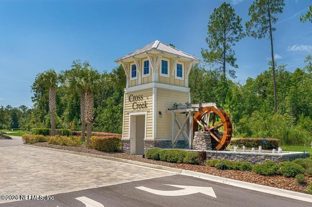 2458 FALLING STAR Lane, Green Cove Springs, FL 32043