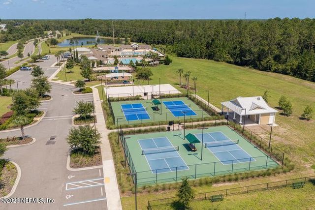 2458 FALLING STAR Lane, Green Cove Springs, FL 32043