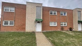 6152 W Rosedale Avenue 1, Chicago, IL 60646