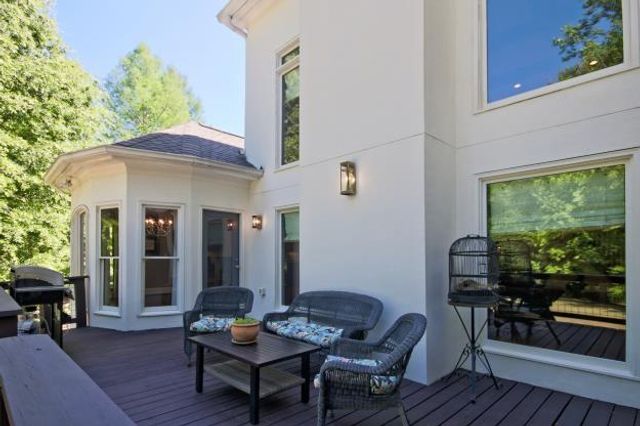 1692 N Hadaway Road NW, Kennesaw, GA 30152