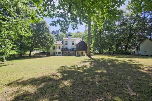 1692 N Hadaway Road NW, Kennesaw, GA 30152