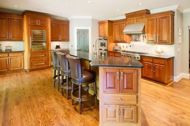 1692 N Hadaway Road NW, Kennesaw, GA 30152