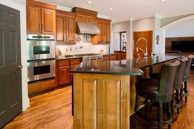 1692 N Hadaway Road NW, Kennesaw, GA 30152
